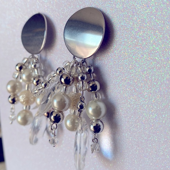 Silver Lining Earrings - Picture 3 of 4